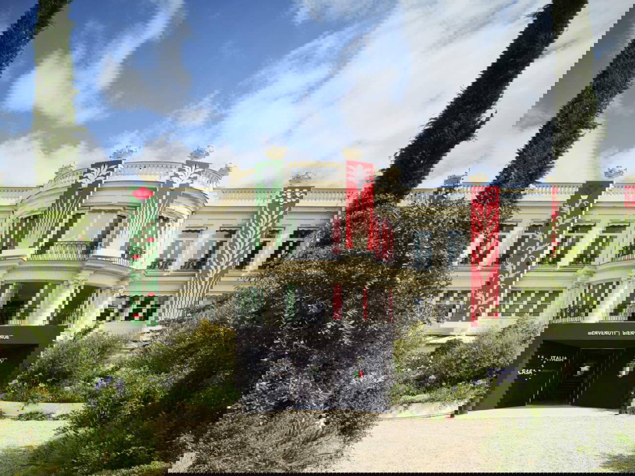 Facciata Casa Italia Paris 2024, Ensemble. Courtesy Agostino Iacurci. Foto di Pietro Savorelli per CONI