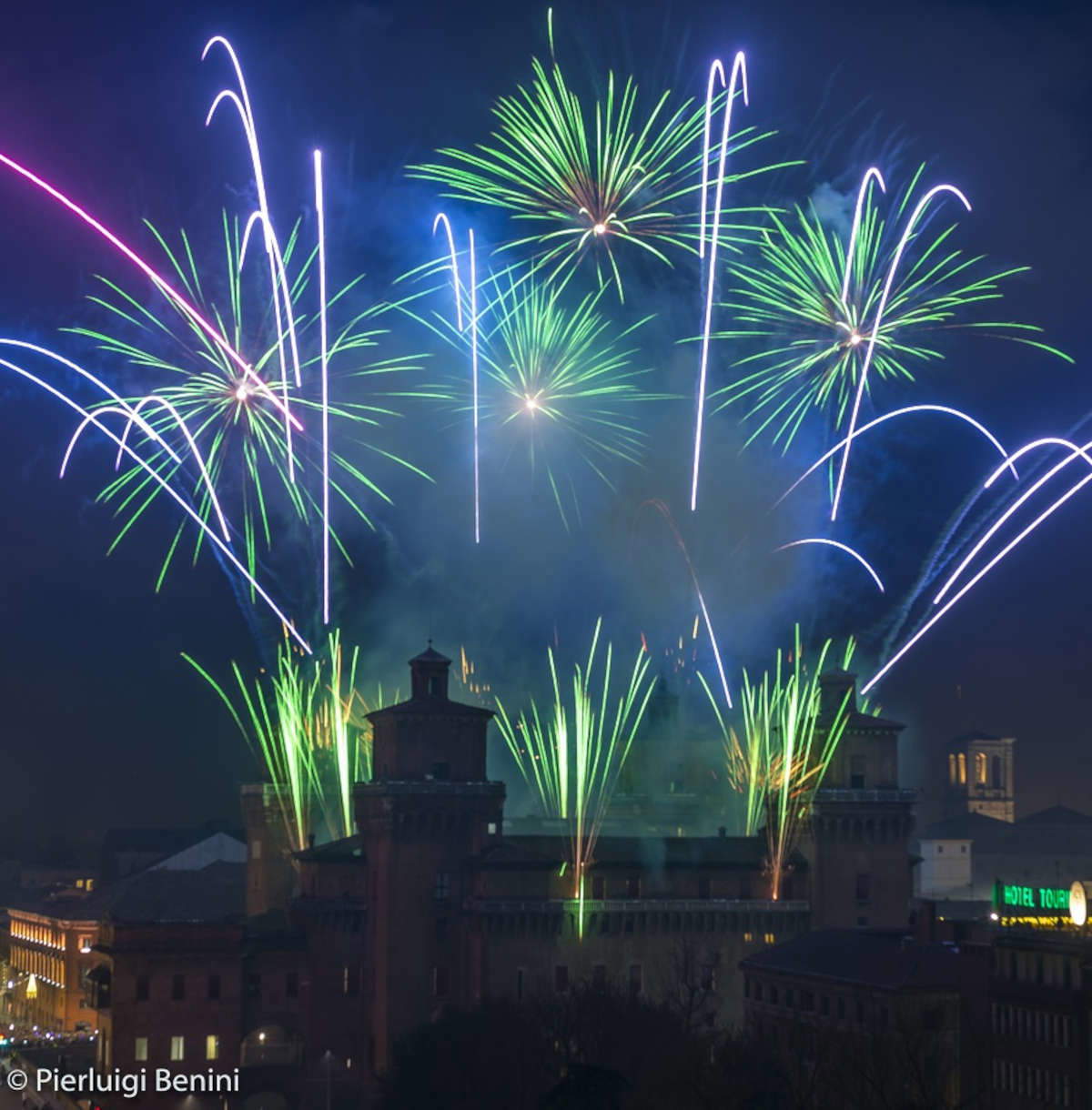 Ferrare, incendie du château, réveillon du Nouvel An 2024. Photo : Pierluigi Benini