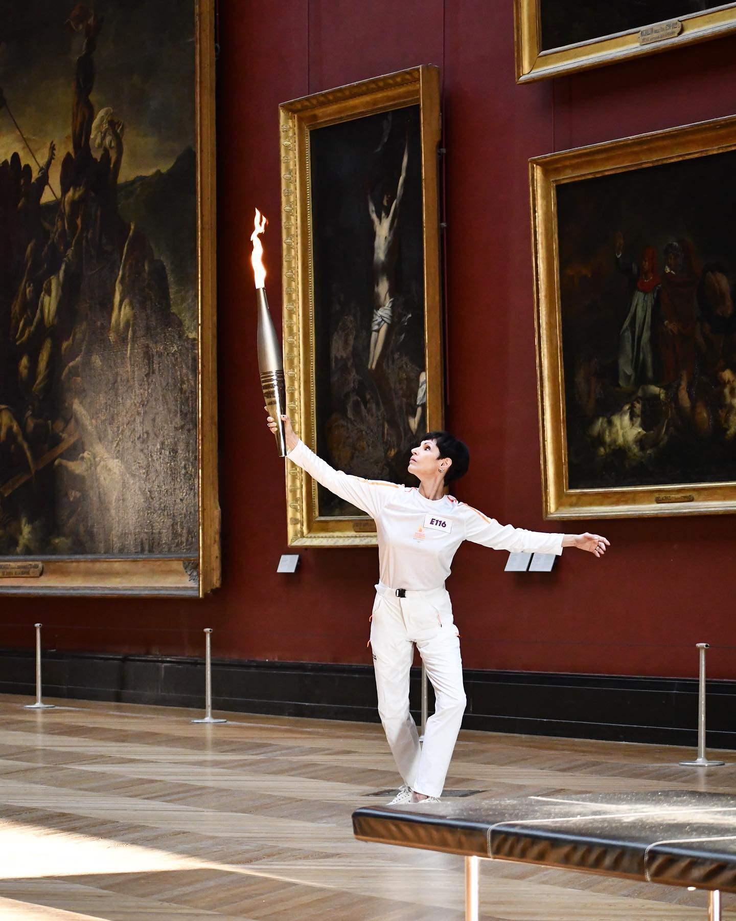 La llama olímpica de París 2024 en el Louvre. Foto: Nicolas Bousser/Louvre La llama olímpica de París 2024 en el Louvre. Foto: Nicolas Bousser/Louvre