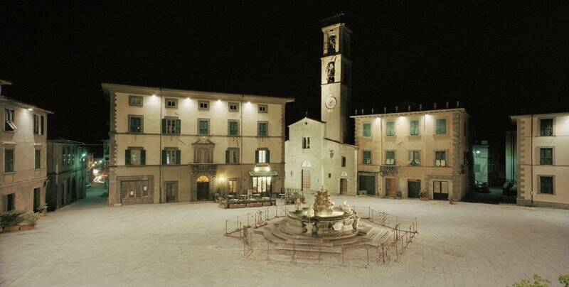 Fivizzano, Piazza Medicea. Foto: Comune di Fivizzano Fivizzano, Piazza Medicea. Foto: Comune di Fivizzano