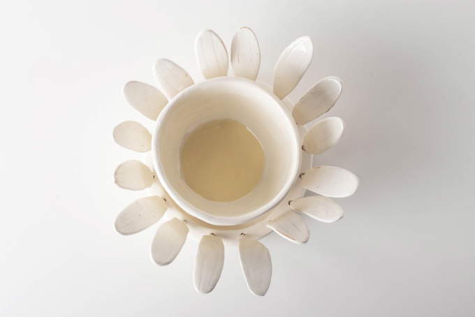 DcomeDesign présente la deuxième édition de ses tasses à l'esthétique victorienne à Milan et à Lodi