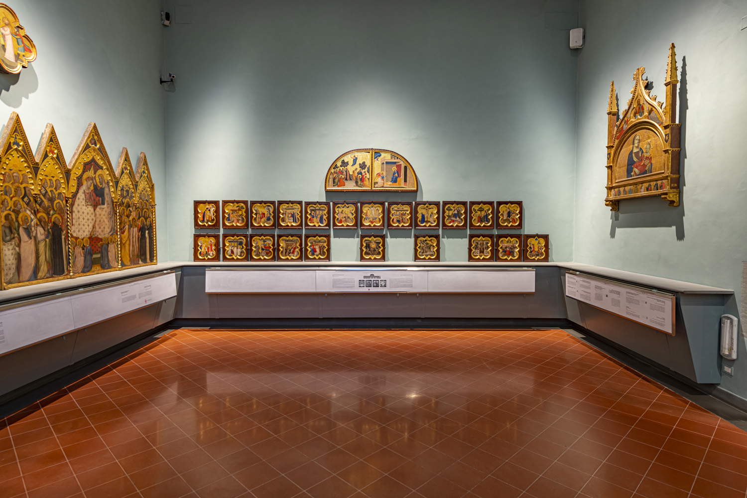 Firenze, ricostruito in 3D l'armadio della sagrestia di Santa Croce con i dipinti di Taddeo Gaddi 