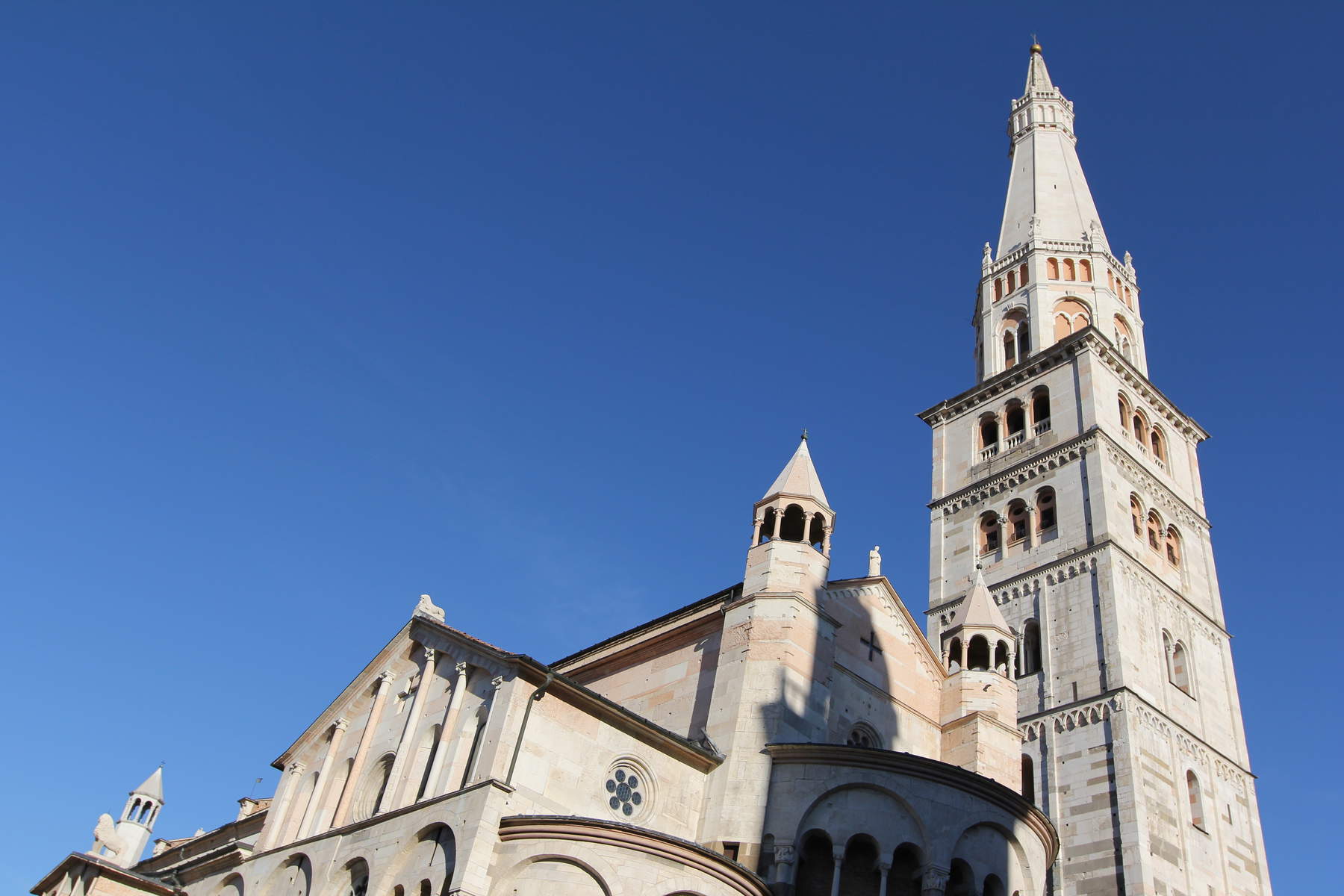 230,000 euro intervention for the Ghirlandina, Modena's iconic tower