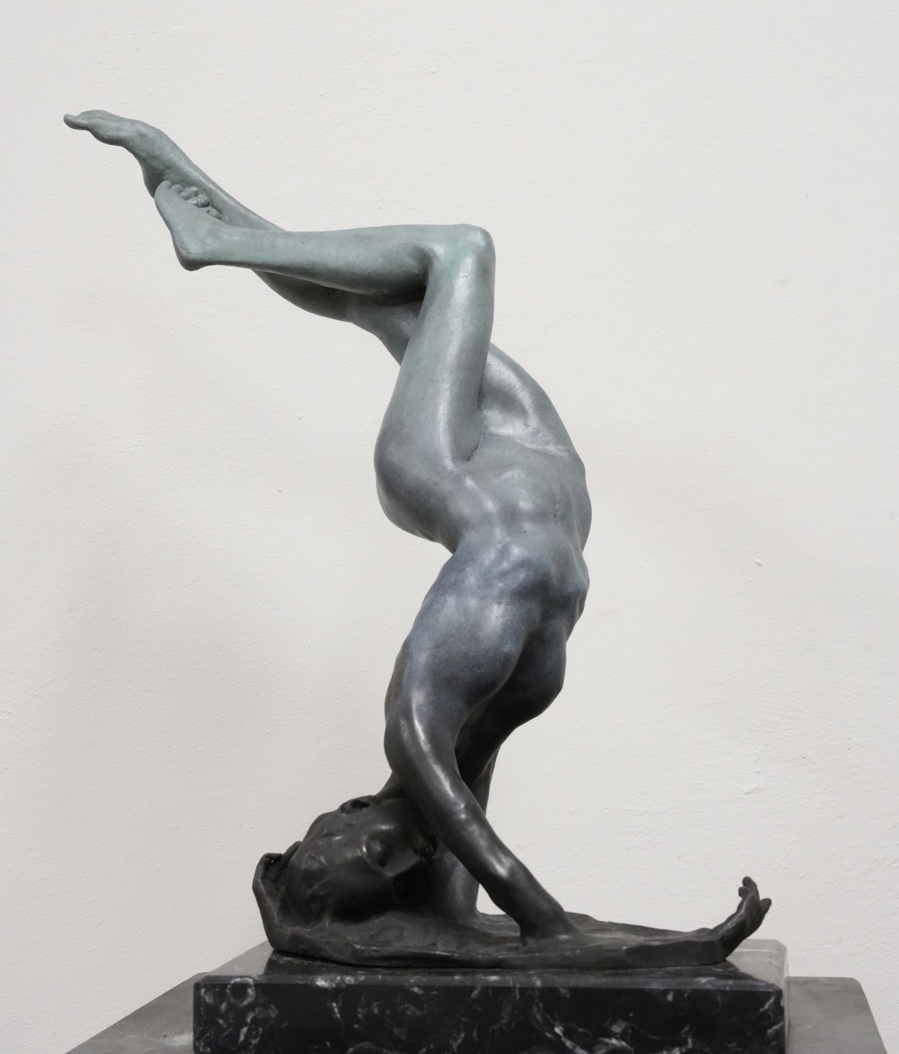Jana Büttner, Awakening (bronze, height 38 cm) Jana Büttner, Awakening (bronze, height 38 cm)