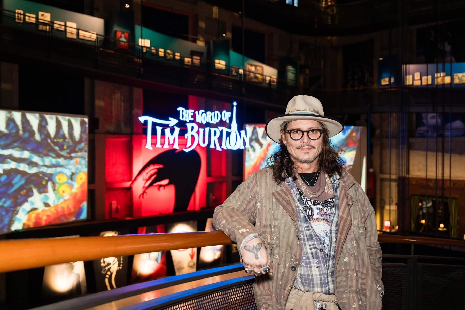 Turín, Johnny Depp visita el Museo Nacional del Cine