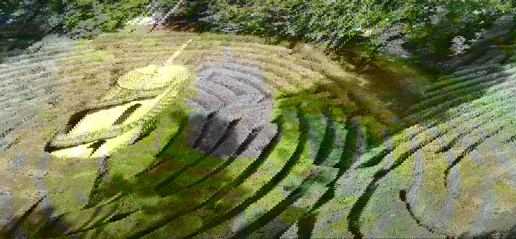 Labyrinth of Villa Pisani. Photo: Danae Project Labyrinth of Villa Pisani. Photo: Danae Project
