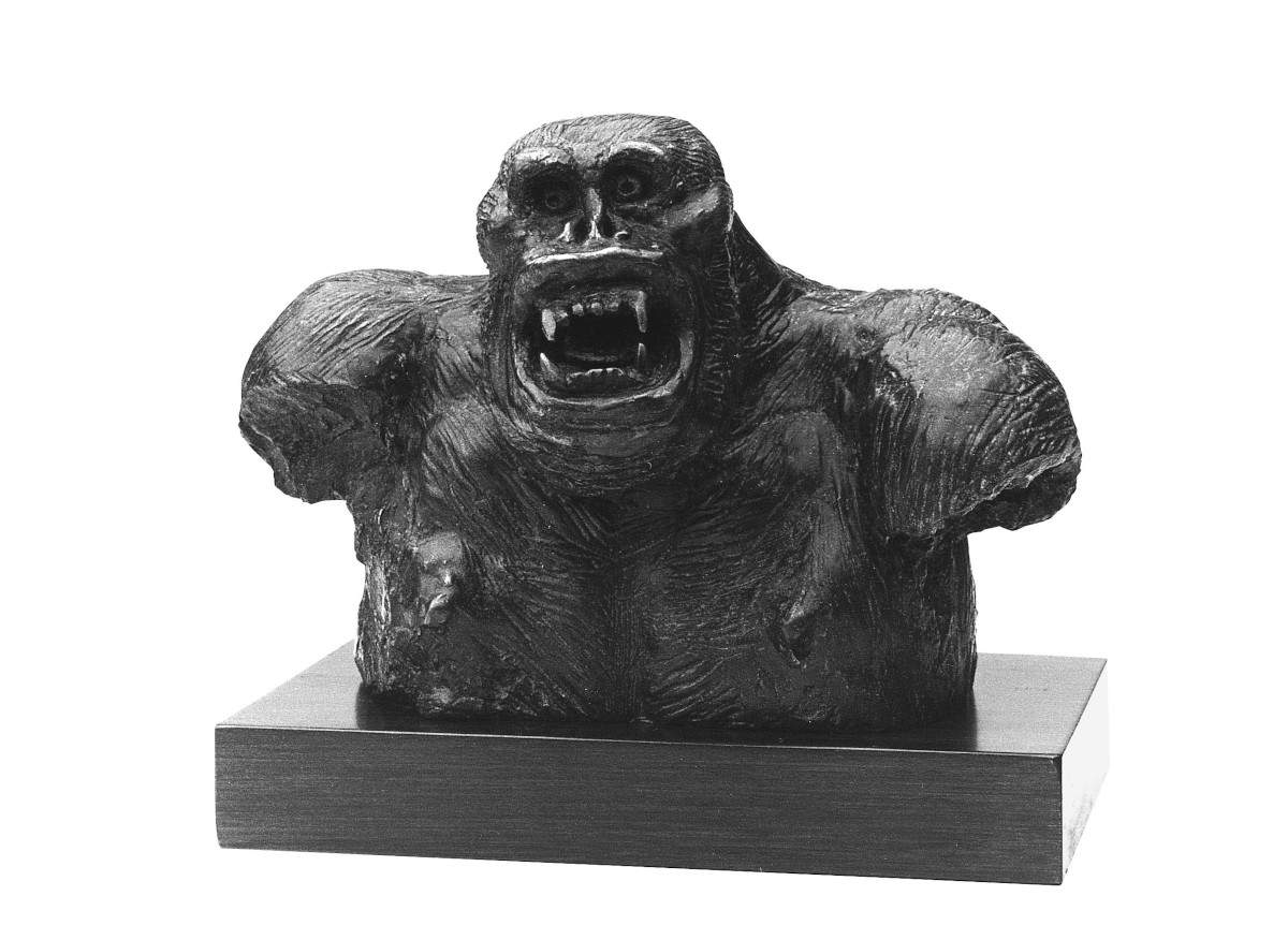 Antonio Ligabue, Busto di gorilla (1956; bronzo, 17 x 12 x 16 cm)