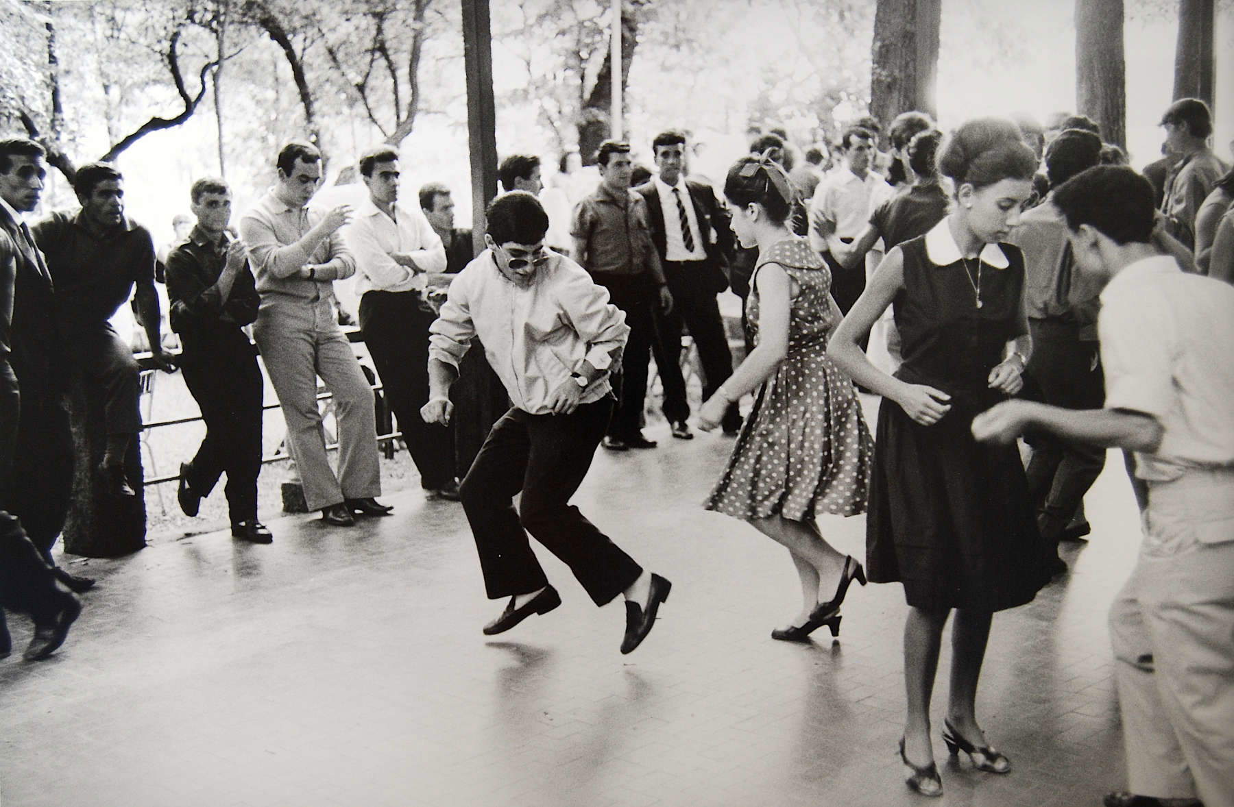 Genoa pays tribute to Lisetta Carmi with a retrospective of unpublished photos