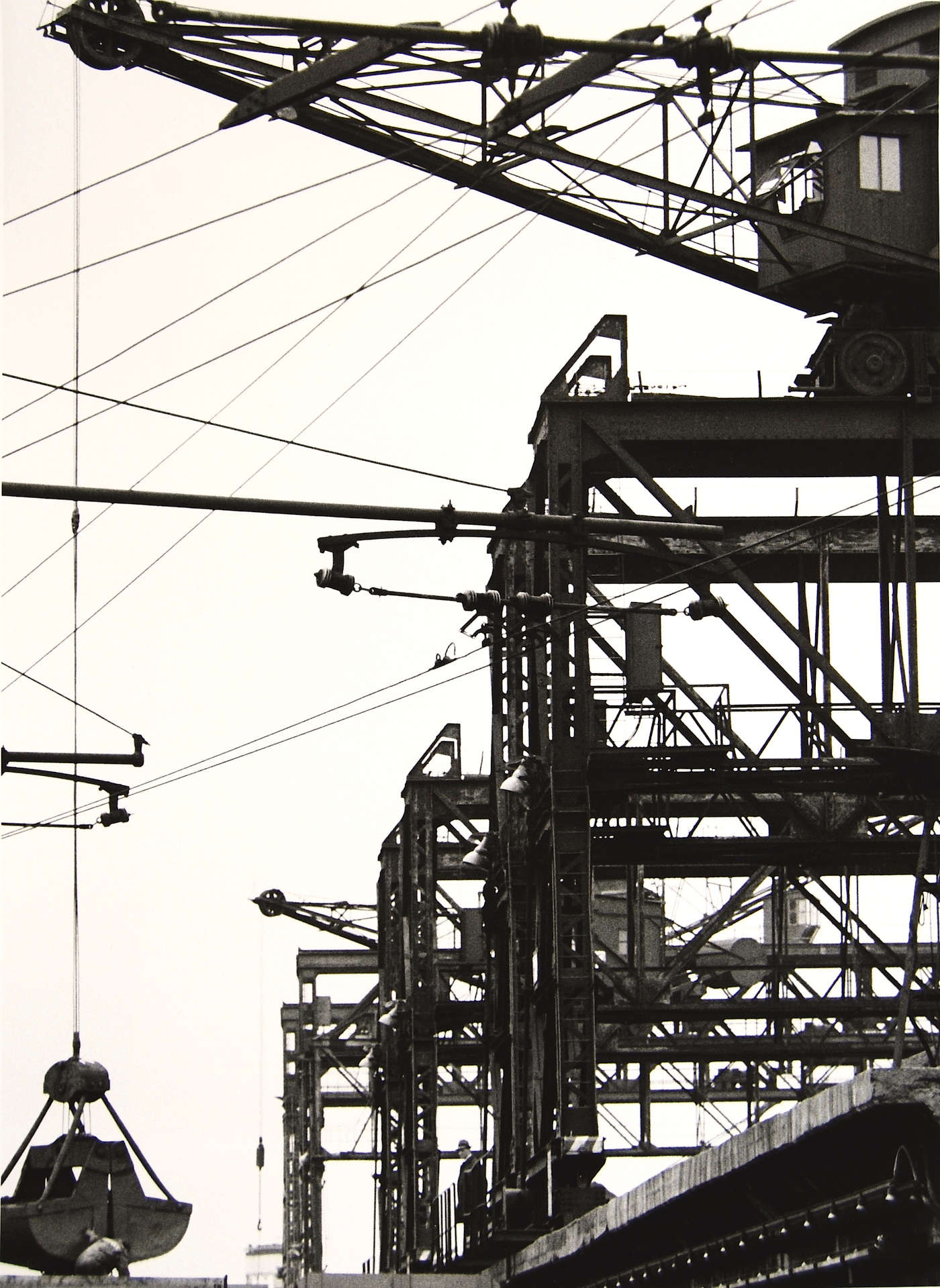Lisetta Carmi, Genoa, the Port, 1964 © Martini & Ronchetti, courtesy Lisetta Carmi archive Lisetta Carmi, Genoa, the Port, 1964 © Martini & Ronchetti, courtesy Lisetta Carmi archive