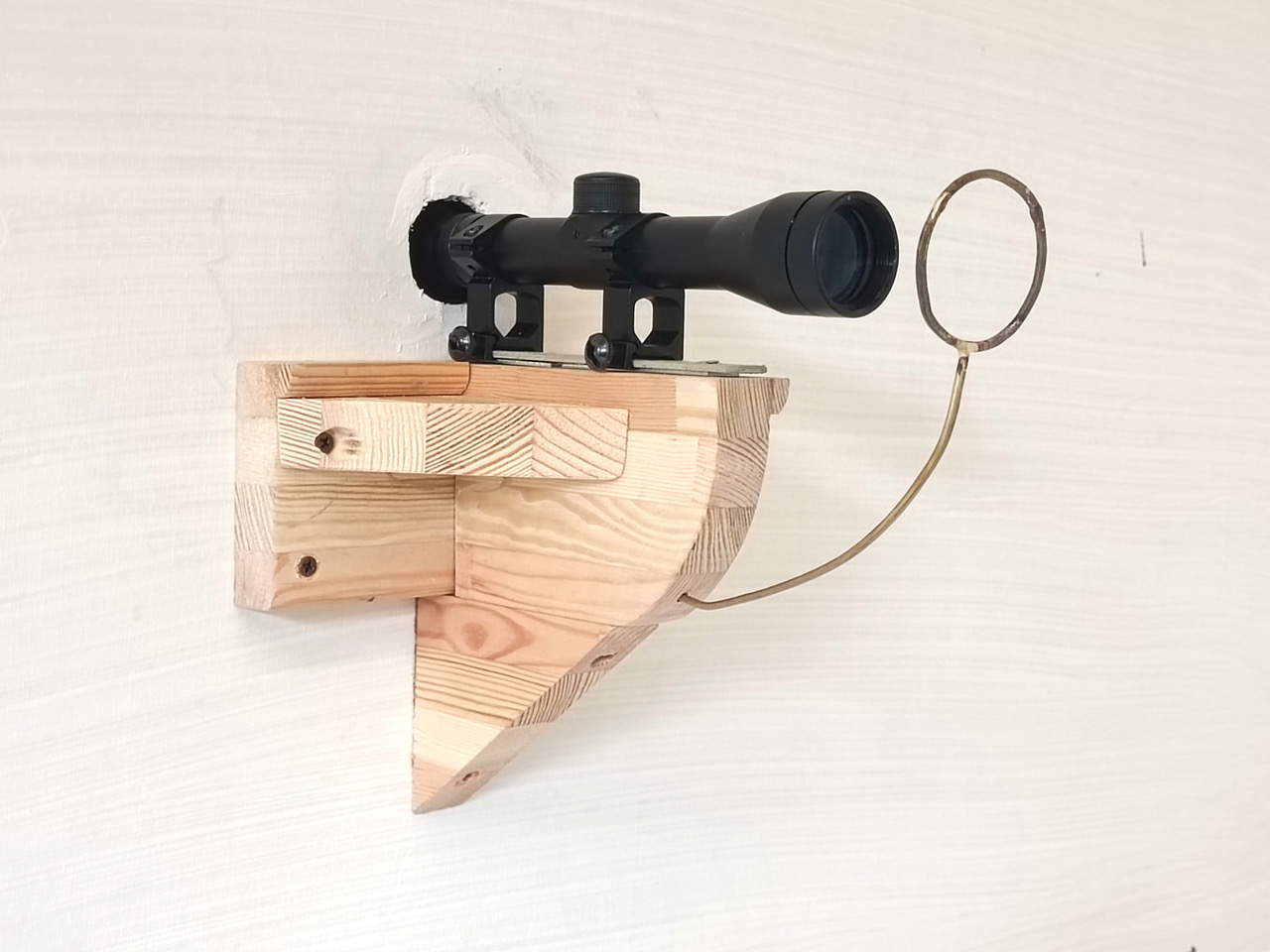 Luca Bertolo, Mirino (2024) Luca Bertolo, Mirino (2024)