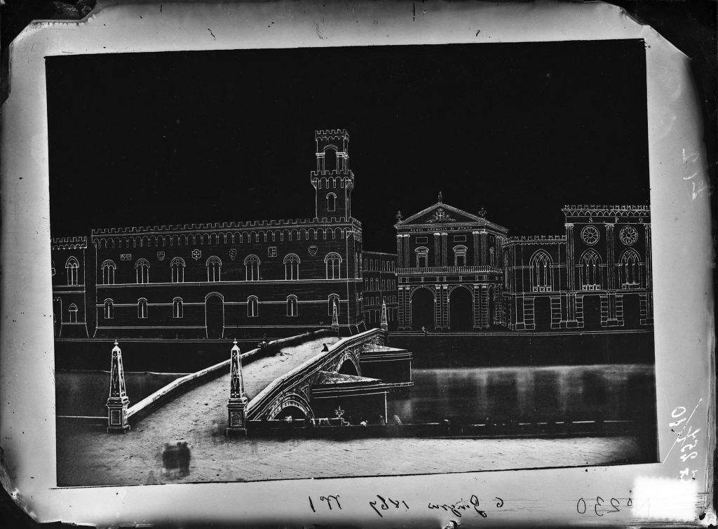 Veduta di Pisa durante la luminara del 1867, negativo (Archivio Fotografico della Soprintendenza di Pisa) Veduta di Pisa durante la luminara del 1867, negativo (Archivio Fotografico della Soprintendenza di Pisa)