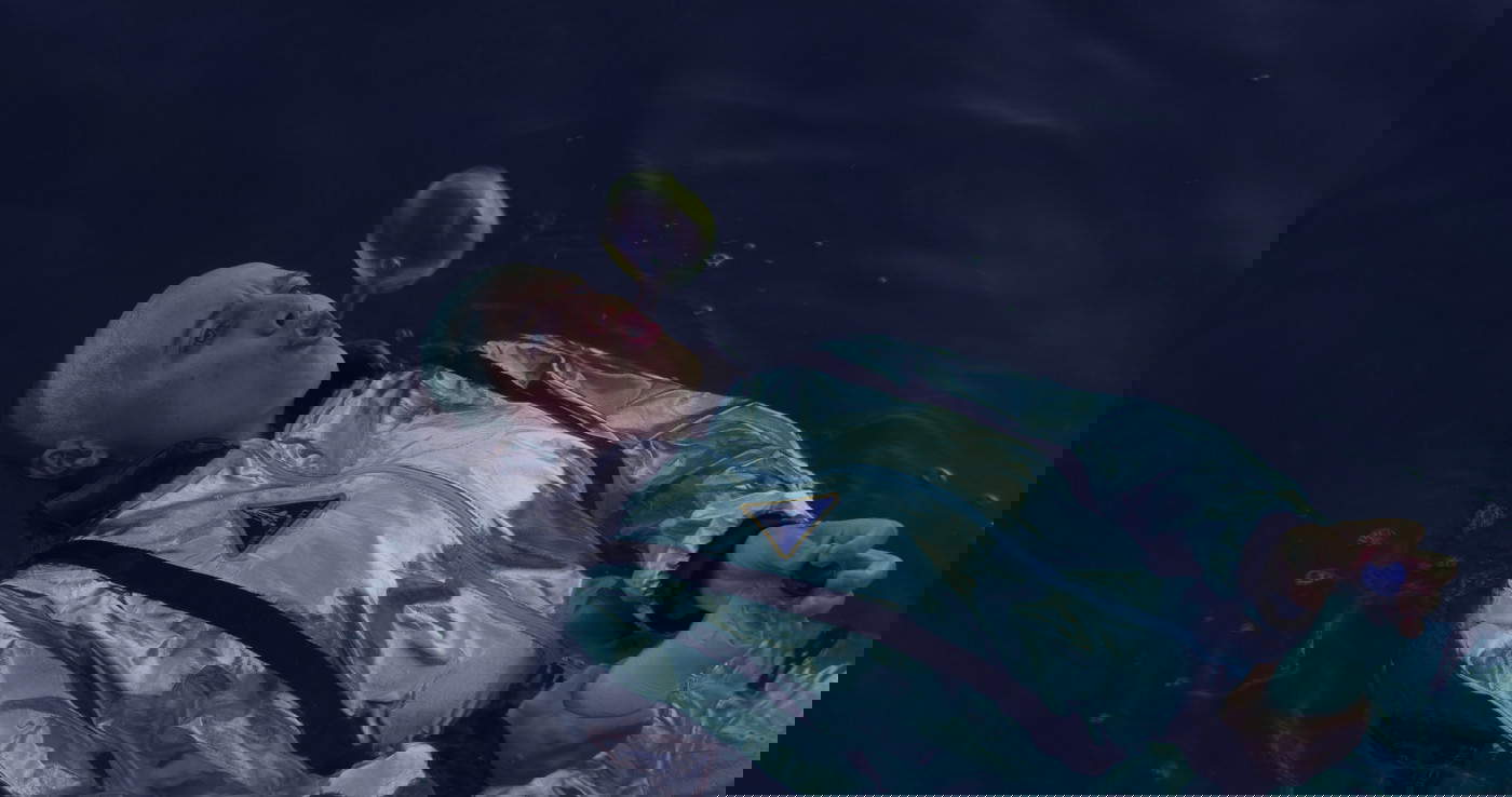 Madison Bycroft, Waterlogue, Four to the Floor (2024; video digitale 4k a quattro canali, colore, suono, 24:26 loop.  Suono e musica di Louise BSX. Immagine di Joel White, con performance di Ife Day, Léo Landon Barret, Aez Pinay, Madison Bycroft & Ash. Con il sostegno di Creative Australia, Mécènes du Sud, La Becque et la Villa Médicis)