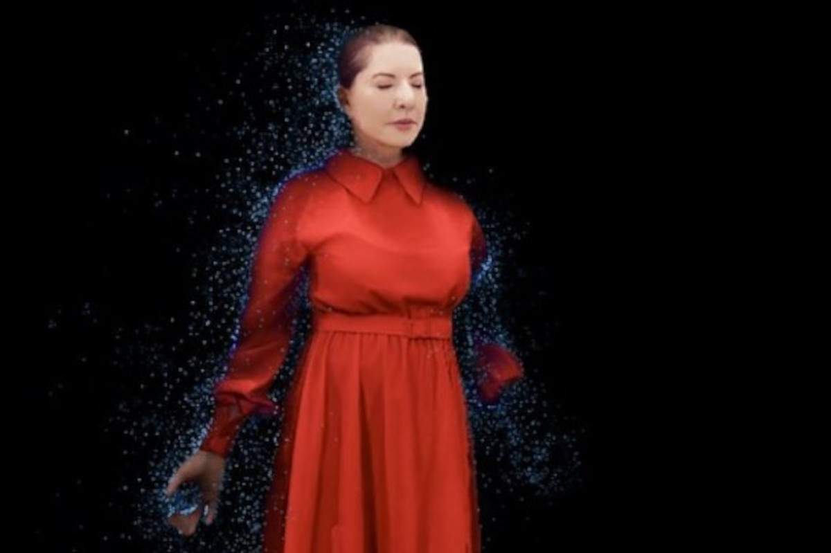 Marina Abramović arrives in Pesaro, in augmented and live reality 