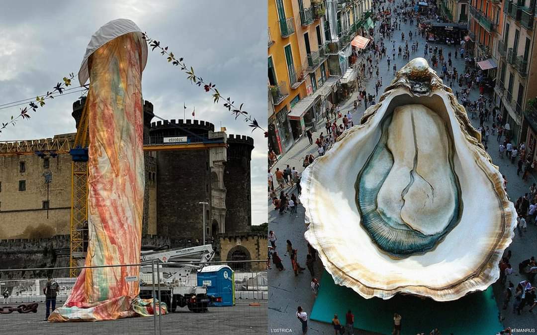 Mèmes et caricatures sur l'œuvre de Gaetano Pesce sur la Piazza Municipio à Naples Mèmes et caricatures sur l'œuvre de Gaetano Pesce sur la Piazza Municipio à Naples