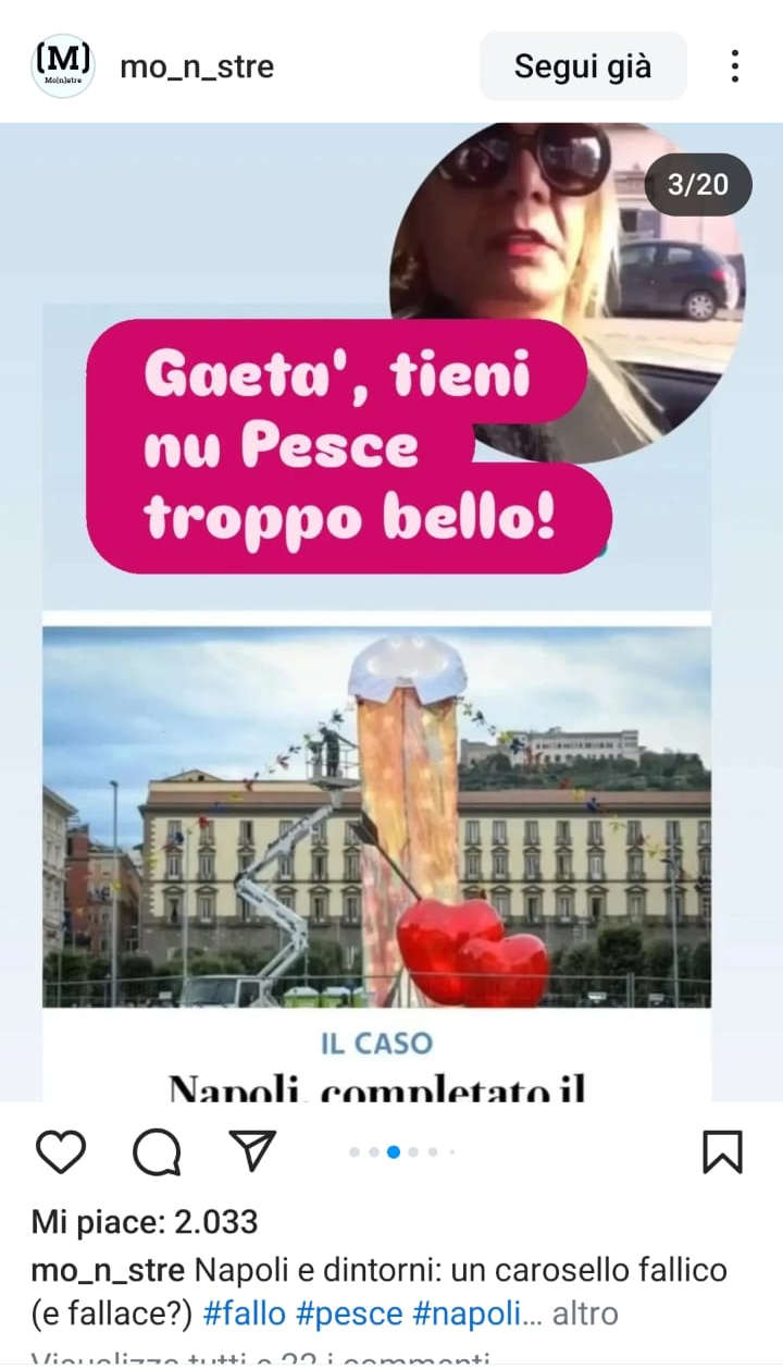 Mèmes et caricatures sur l'œuvre de Gaetano Pesce sur la Piazza Municipio à Naples Mèmes et caricatures sur l'œuvre de Gaetano Pesce sur la Piazza Municipio à Naples