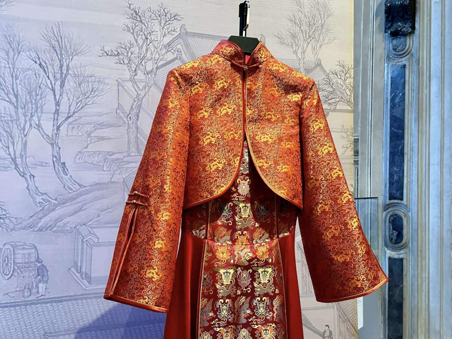 Venice, Suzhou clothing fabrics on display at Palazzo Mocenigo