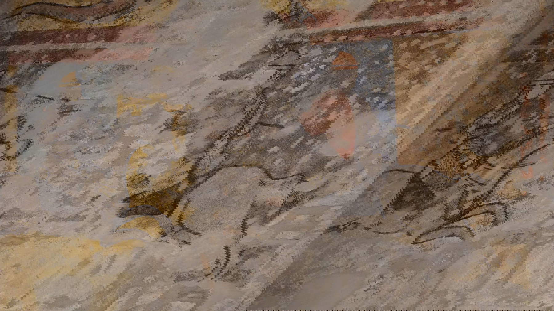 The frescoes discovered in the Palazzo del Podestà The frescoes discovered in the Palazzo del Podestà