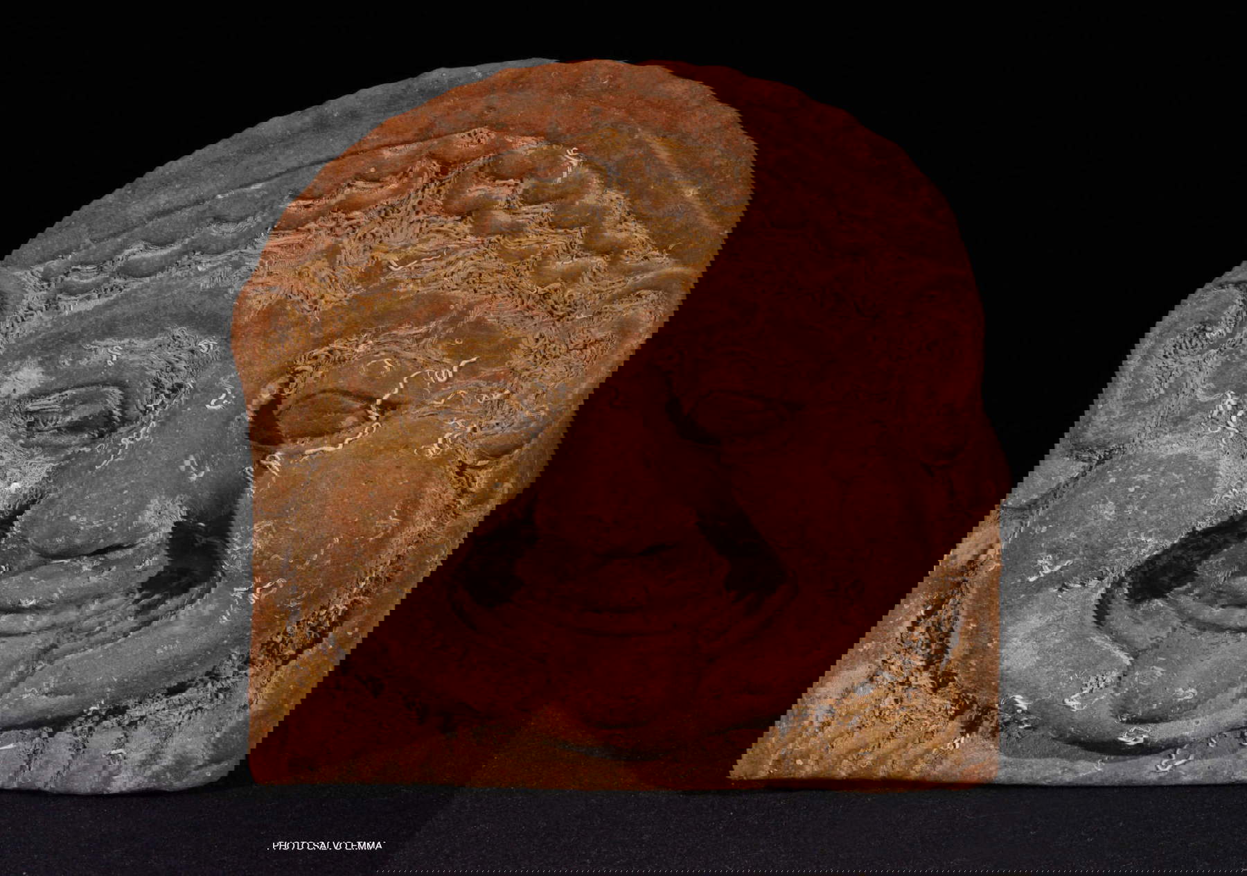 Antefissa recovered in the depths of Gela contrada Bulala. Photo: Salvo Emma Antefissa recovered in the depths of Gela contrada Bulala. Photo: Salvo Emma