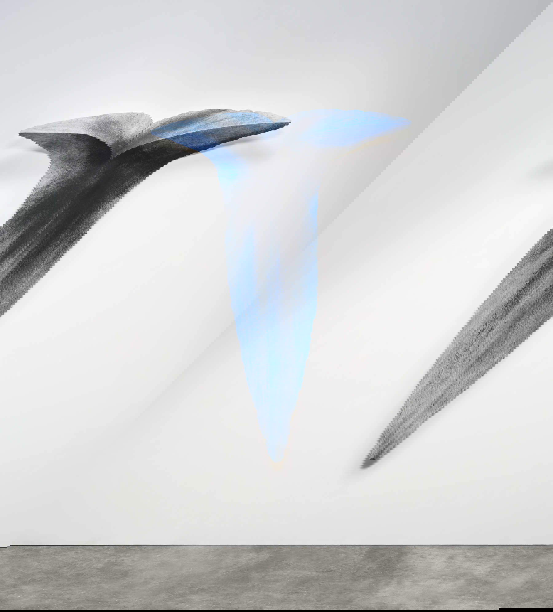 Nunzio, Angelo (1985; gesso e tempera, 180 x 128 x 20 cm). Foto: Agostino Osio - Alto Piano