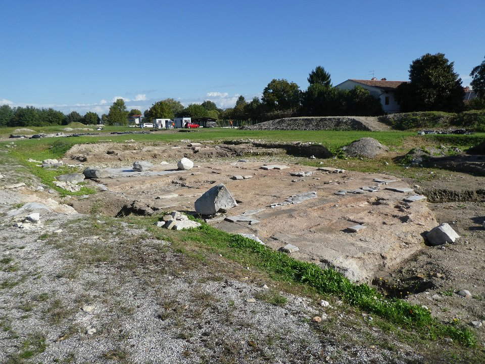 Découvertes importantes aux Grands Thermes d'Aquilée : une abside monumentale émerge