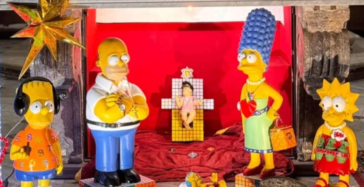 Hitler and the Simpsons in the Nativity scene: the provocation of the parish priest of Mercogliano, Irpinia