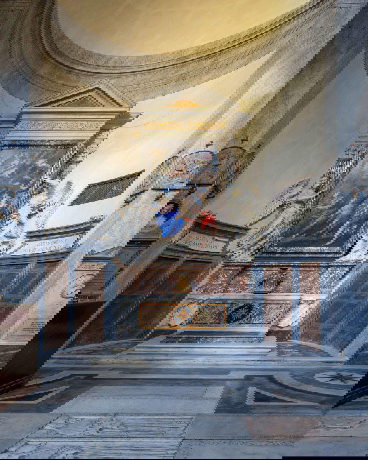 Left transept altar Left transept altar