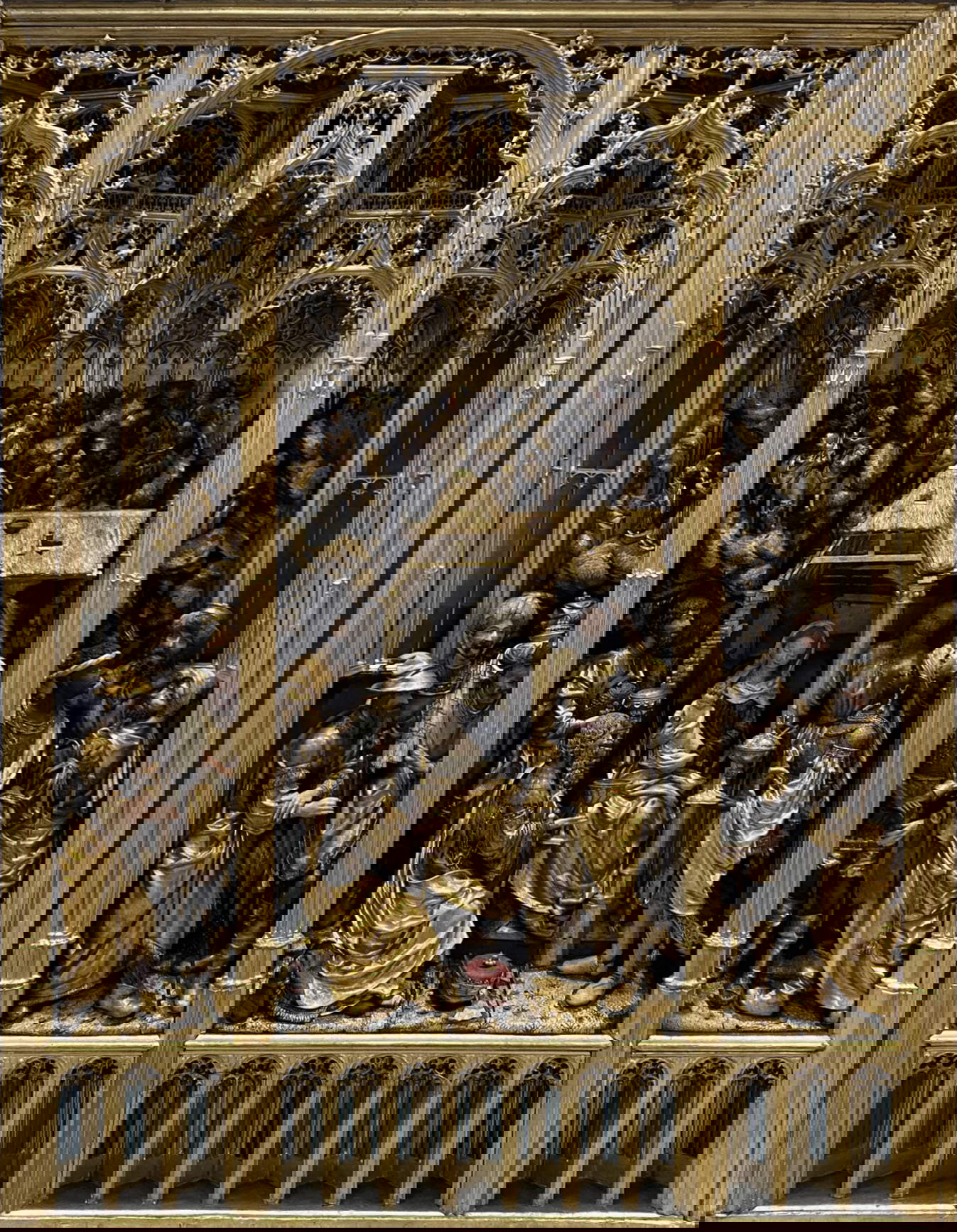 The restored Retable of the Magi