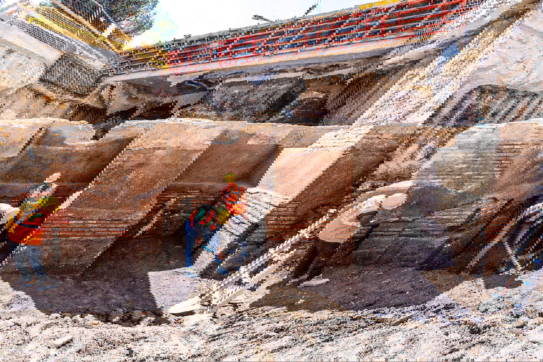 Le portique Julio-Claudio se trouve sur la Piazza Pia à Rome.