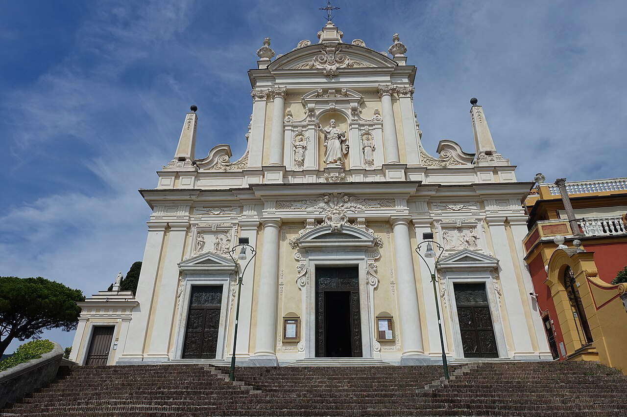 The reality: the church of San Giacomo di Corte, Santa Margherita Ligure