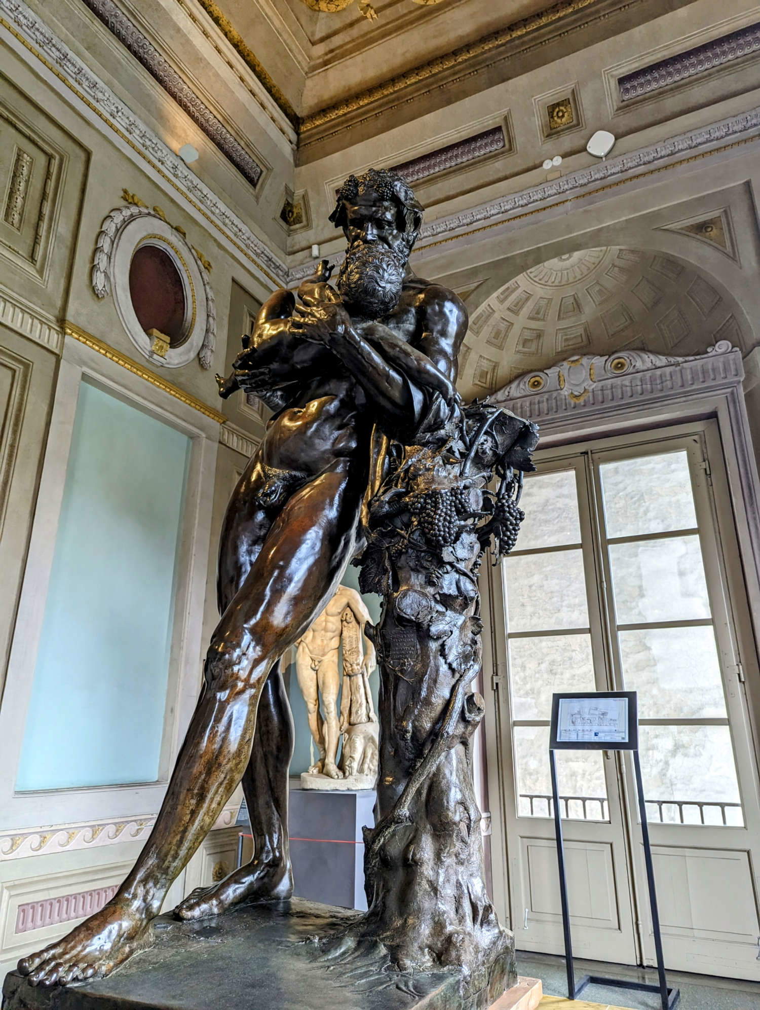 Der Silenus mit Bacchus als Kind von Jacopo del Duca nach der Restaurierung Der Silenus mit Bacchus als Kind von Jacopo del Duca nach der Restaurierung