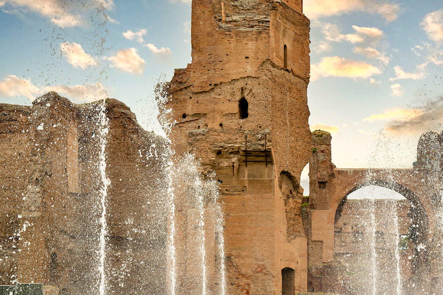 Hannes Peer's Mirror at the Baths of Caracalla. Photo: Fabio Caricchia and Leandro Lentini Hannes Peer's Mirror at the Baths of Caracalla. Photo: Fabio Caricchia and Leandro Lentini