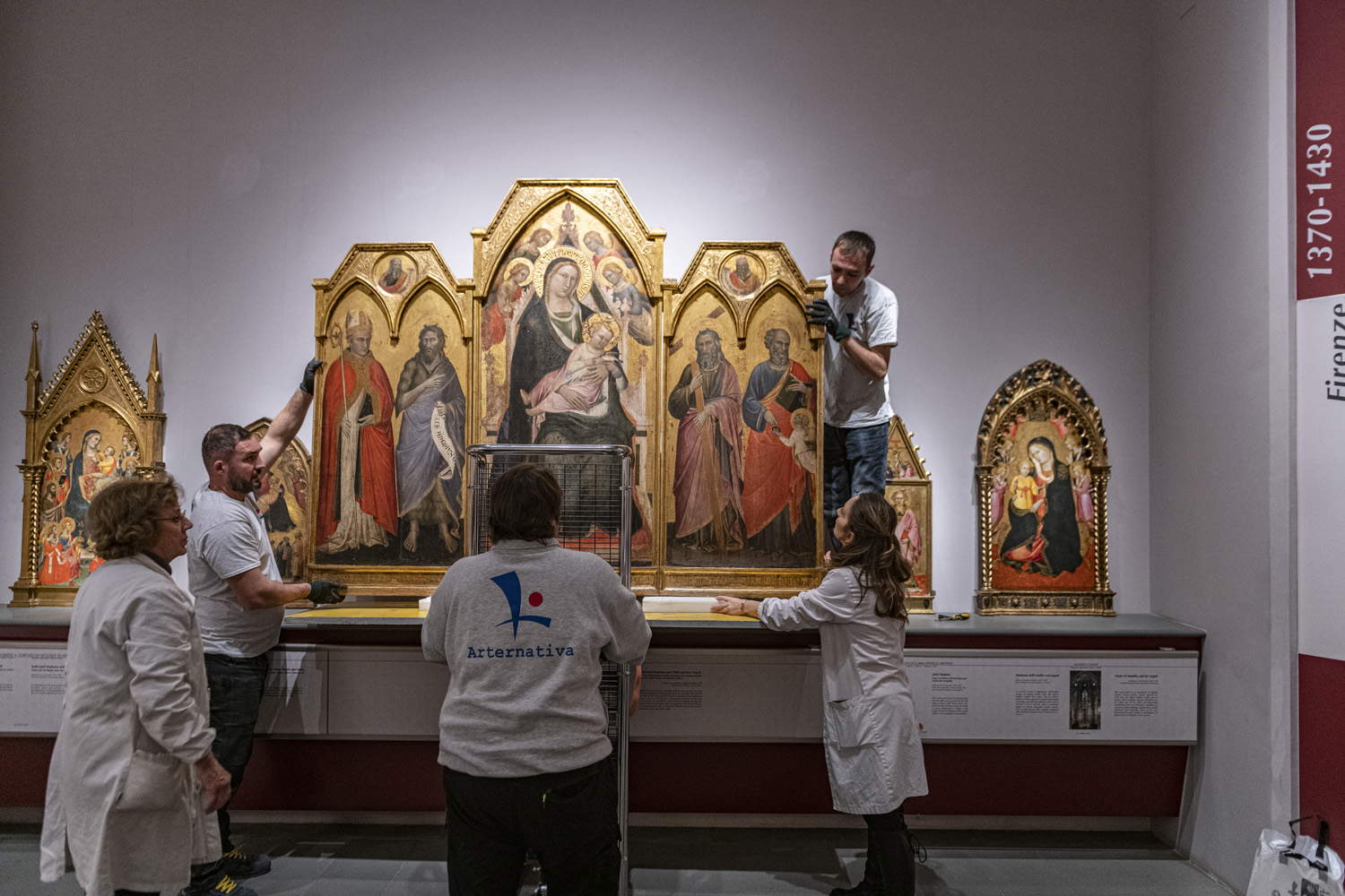 Le démontage du triptyque de Spinello Aretino Le démontage du triptyque de Spinello Aretino