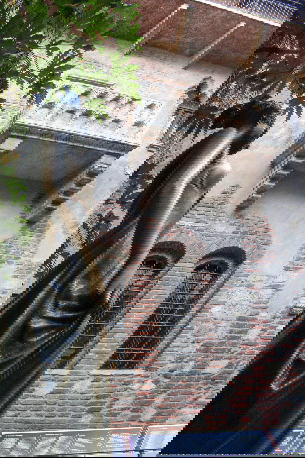 The replica of the statue of Juliet. Photo: Wikimedia/Claconvr