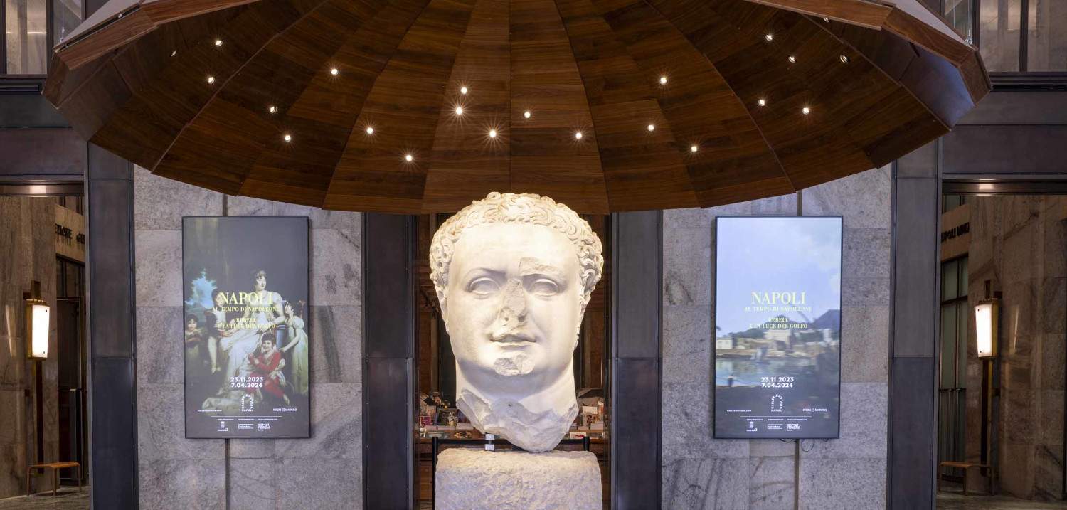 The colossal head of Titus from the MANN will be at the Gallerie d'Italia in Naples for the next few months