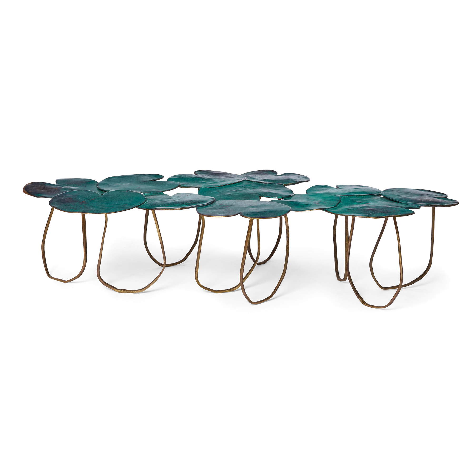 Paula Swinnen, Table basse Lilypad (2014 ; bronze, 48,5 x 203 x 104 cm) Paula Swinnen, Table basse Lilypad (2014 ; bronze, 48,5 x 203 x 104 cm)