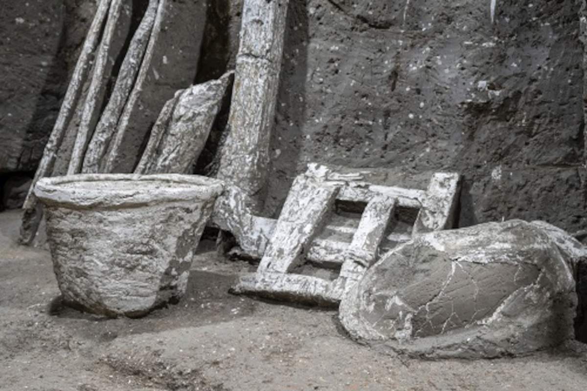 Pompei, nella villa di Civita Giuliana scoperto grazie ai calchi un ambiente forse destinato a un carpentiere 