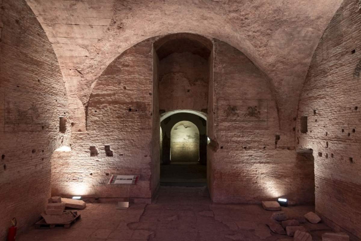 Rome, a inauguré le nouvel éclairage artistique de la Villa de Maxence. Elle peut désormais être visitée de nuit