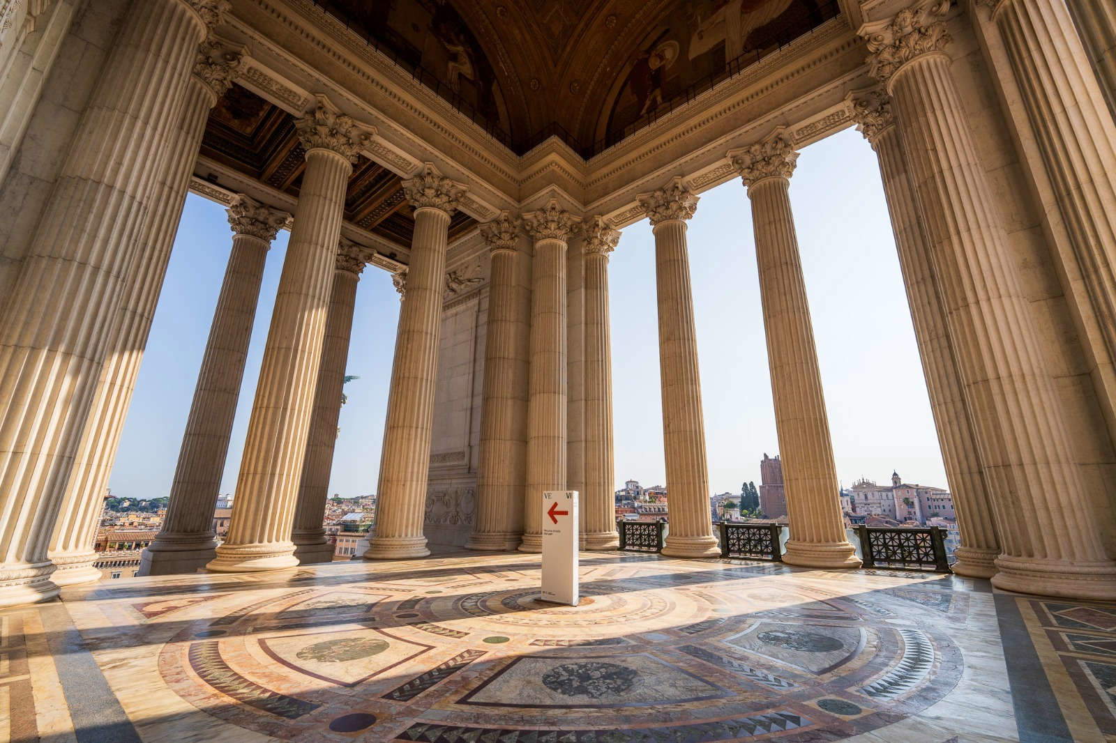 Der Sommoportico und die Propyläen des Vittoriano in Rom sind wieder für die Öffentlichkeit zugänglich