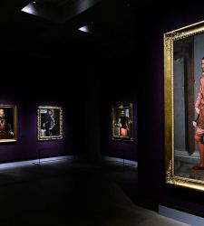 An incredible master of portraiture. What the exhibition on Giovan Battista Moroni in Milan looks like.