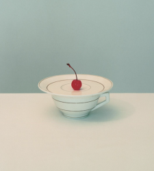 Fondazione Sabe per l'arte, gli oggetti comuni diventano still life nelle opere di Benvenuto, Cattaneo e Modorati