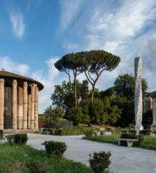Roma, cinque colonne monumentali di Park Eun Sun per celebrare il rapporto tra Italia e Corea