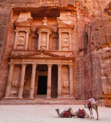 Petra y sus ruinas: lugares y experiencias para descubrir la fascinación de su historia
