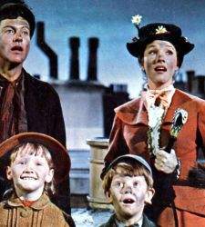 Regno Unito, Mary Poppins diventa film da vedere accompagnati per linguaggio discriminatorio