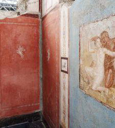 Pompei, scoperta la Casa di Fedra, una rara domus senza atrio. Che ha anche un affresco erotico