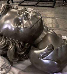 Rachel Lee Hovnanian's angels are on display in Pietrasanta.