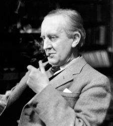 Palazzo Reale di Napoli celebra Tolkien, a 70 anni dall'uscita dei primi due volumi de Il Signore degli Anelli
