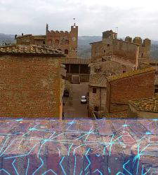 Le village de Certaldo lu à travers l'art numérique : le nouveau projet de Vincenzo Marsiglia
