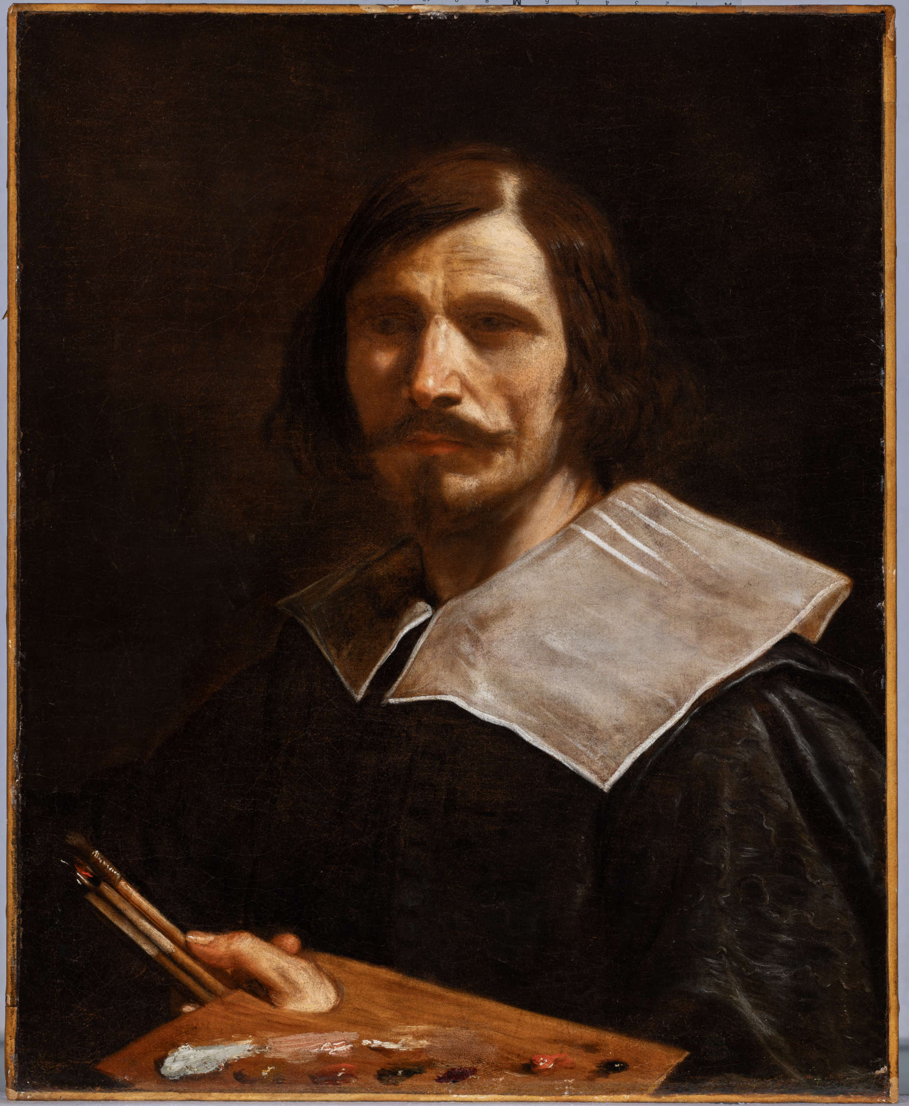 Giovanni Francesco Barbieri detto Guercino, Autoritratto (1630-1632; olio su tela, 70,5 × 65 cm; Londra, Schoeppler Collection) © Schoeppler Collection Giovanni Francesco Barbieri detto Guercino, Autoritratto (1630-1632; olio su tela, 70,5 × 65 cm; Londra, Schoeppler Collection) © Schoeppler Collection