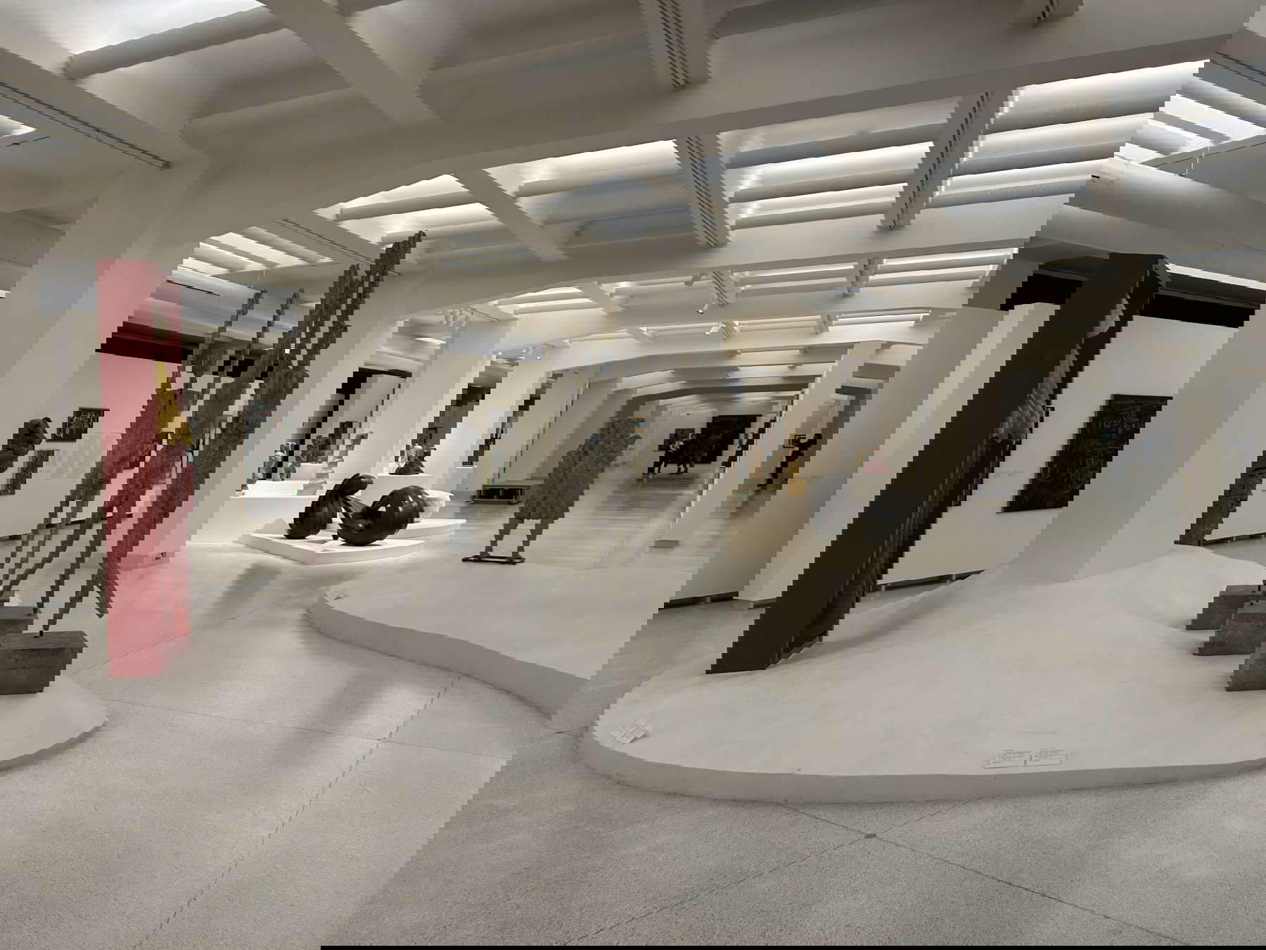 The exhibits in the End of The Black-and-White Era section. The exhibits in the End of The Black-and-White Era section.