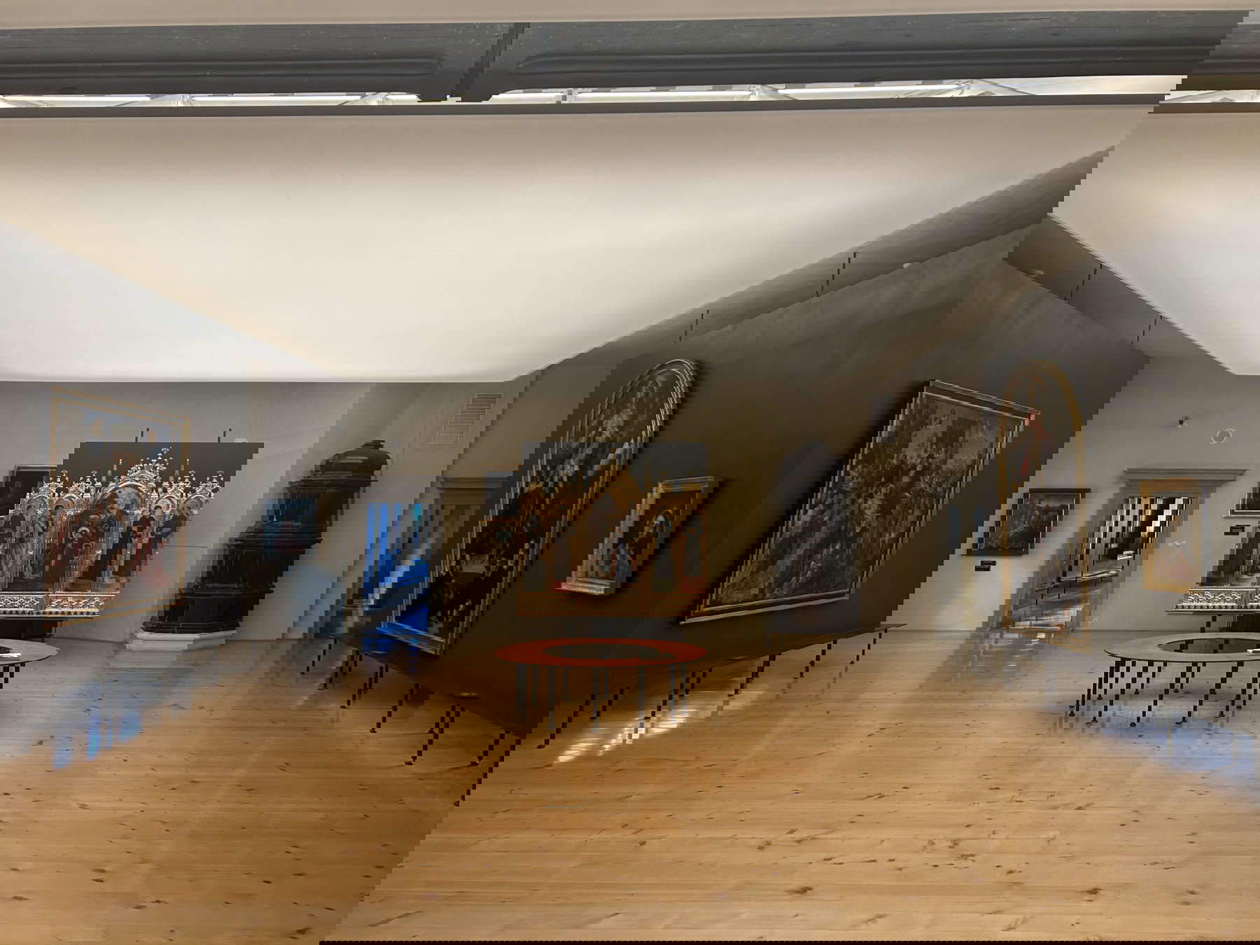 The room with the Renaissance masterpieces The room with the Renaissance masterpieces